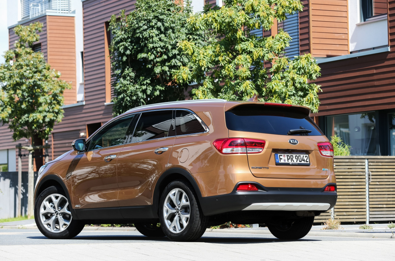 Illustration for article titled Kia Sorento: Jalopnik's Buyers Guide